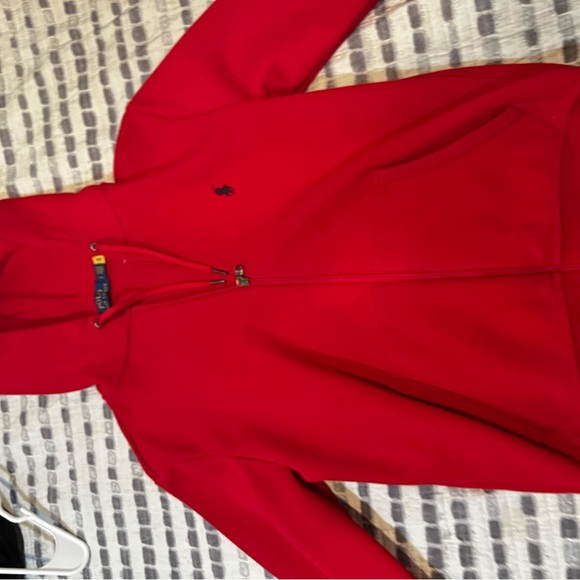 small - Picture 1 of 5